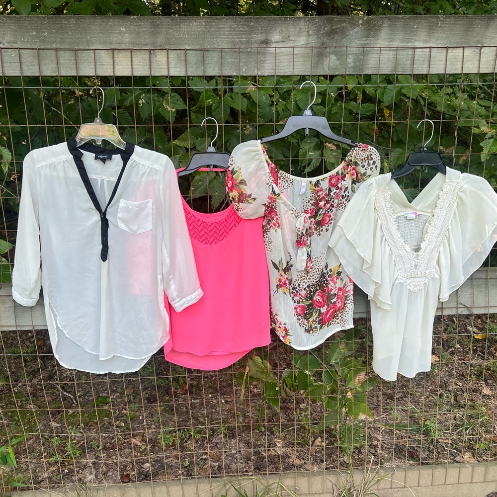 4 Women’s Blouses